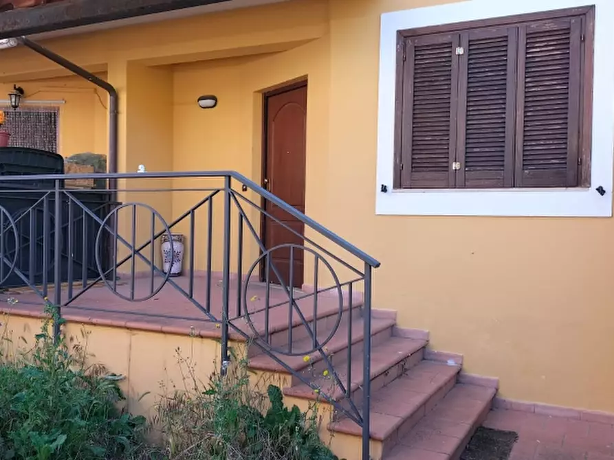 casa indipendente in vendita a Magione in zona Villa