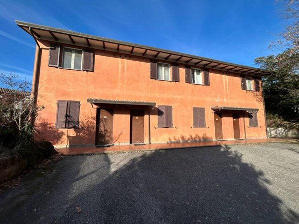 casa indipendente in vendita a Magione