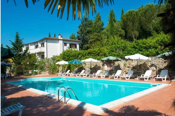 negozio in vendita a Magione in zona Soccorso