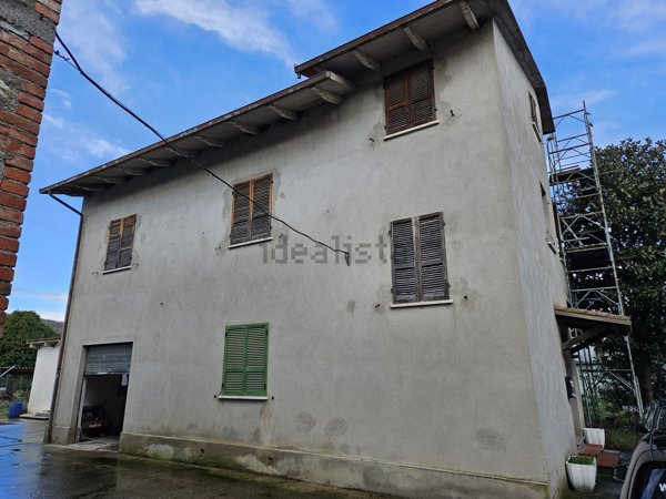 casa indipendente in vendita a Magione