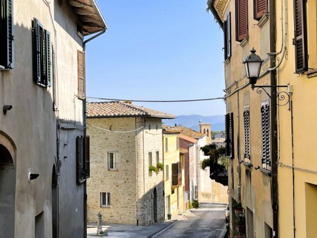 intera palazzina in vendita a Magione in zona Agello