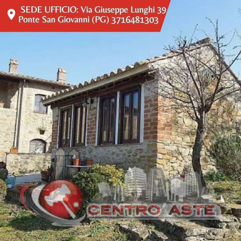 negozio in vendita a Magione in zona San Feliciano