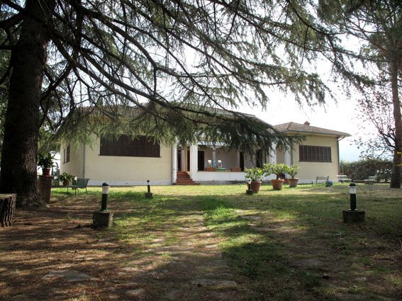 casa indipendente in vendita a Magione in zona Villa