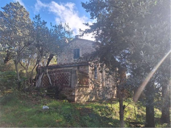 casa indipendente in vendita a Magione in zona Agello