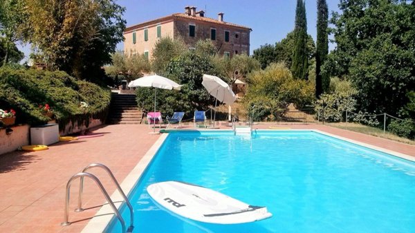 casa indipendente in vendita a Magione in zona Villa