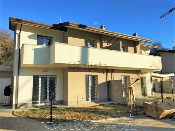 casa indipendente in vendita a Magione in zona Villa