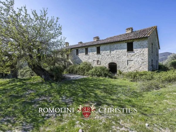 casa indipendente in vendita a Magione