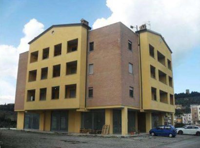 intera palazzina in vendita a Magione