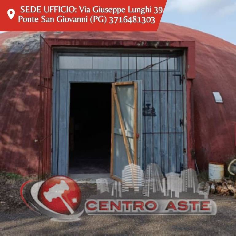 locale commerciale in vendita a Magione