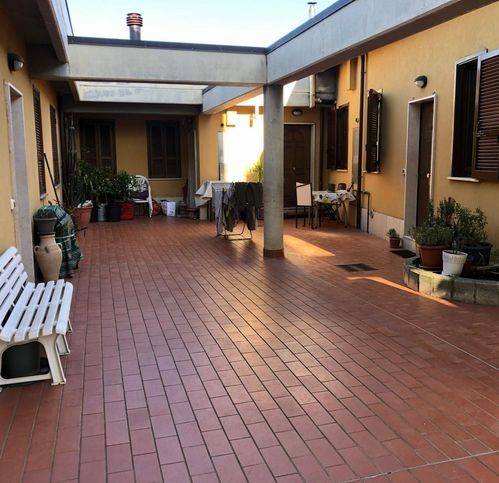 casa indipendente in vendita a Magione in zona Villa