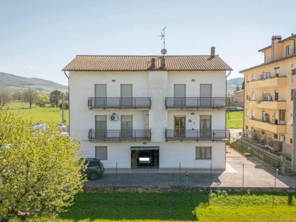 casa indipendente in vendita a Magione