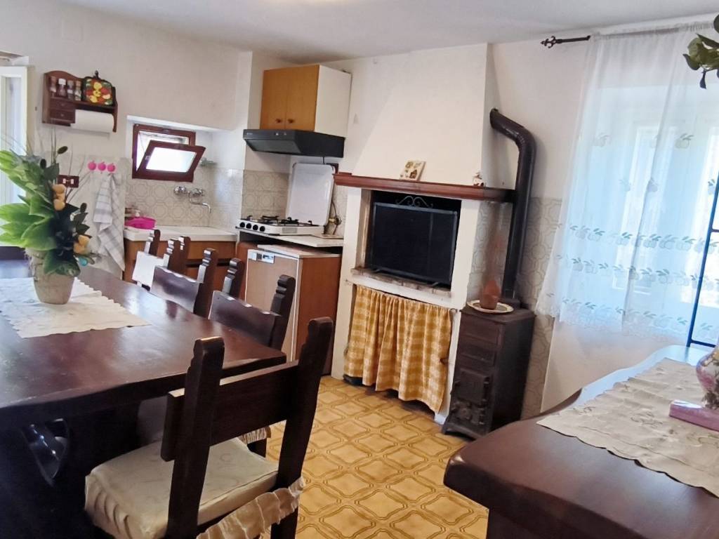casa indipendente in vendita a Magione in zona Sant’Arcangelo