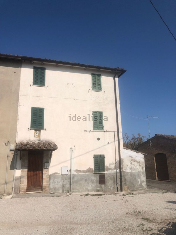 casa indipendente in vendita a Magione in zona Villa
