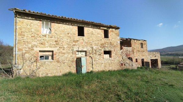 casale in vendita a Magione