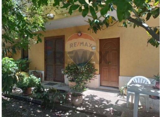 casa indipendente in vendita a Magione in zona Villa