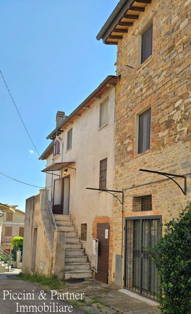 casa indipendente in vendita a Magione in zona Agello