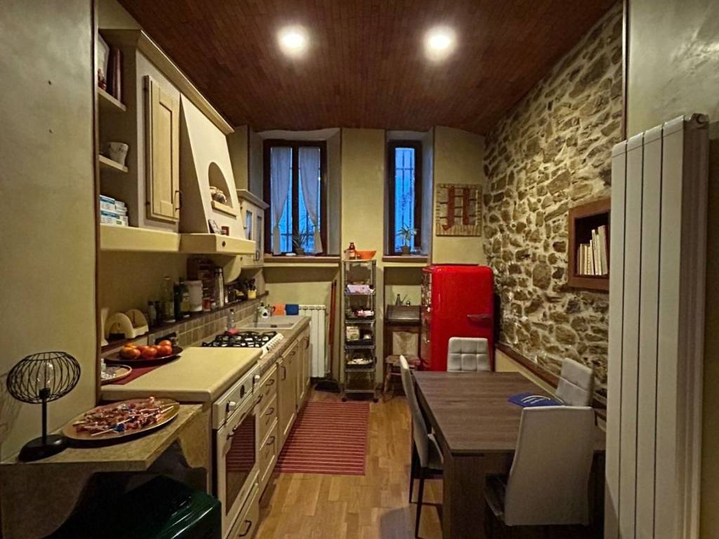 casa indipendente in vendita a Magione