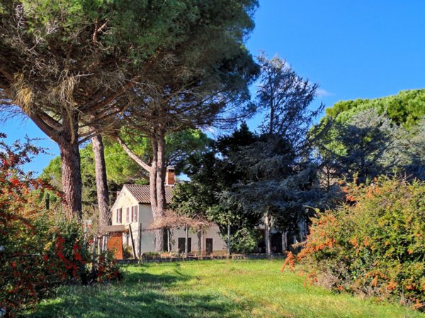 casa indipendente in vendita a Magione in zona San Feliciano