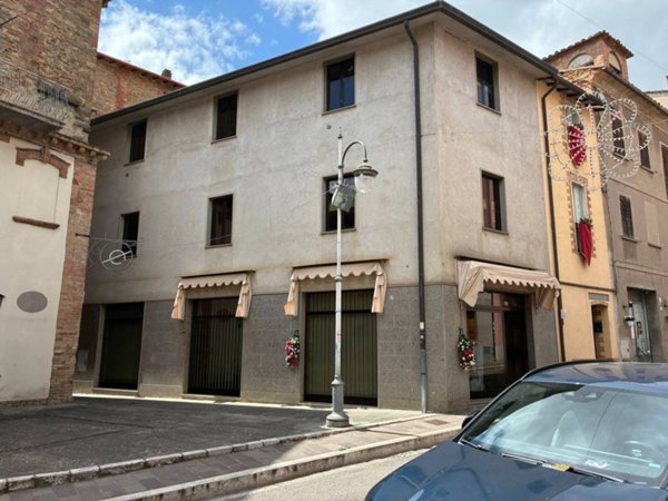 casa indipendente in vendita a Magione