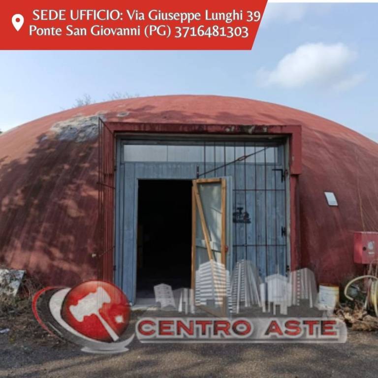 locale commerciale in vendita a Magione in zona Soccorso