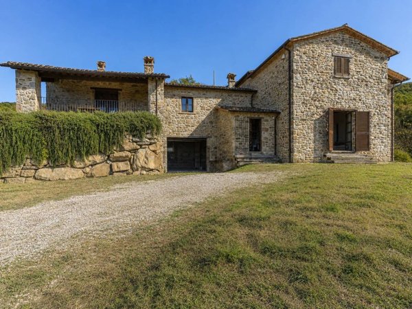 casale in vendita a Magione