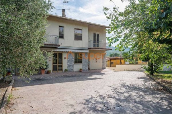 casa indipendente in vendita a Magione in zona Soccorso