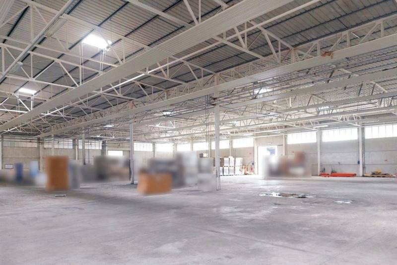 locale commerciale in vendita a Magione in zona Soccorso