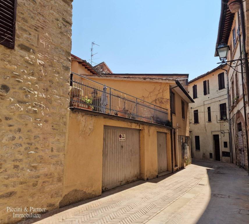 casa indipendente in vendita a Marsciano