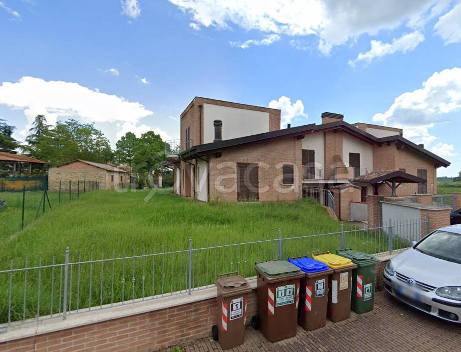 casa indipendente in vendita a Marsciano