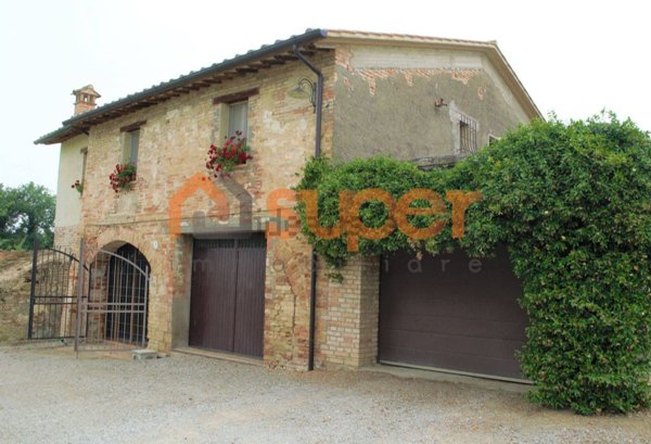 appartamento in vendita a Marsciano in zona San Valentino della Collina