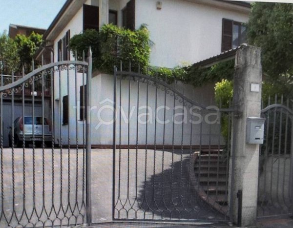 casa indipendente in vendita a Marsciano