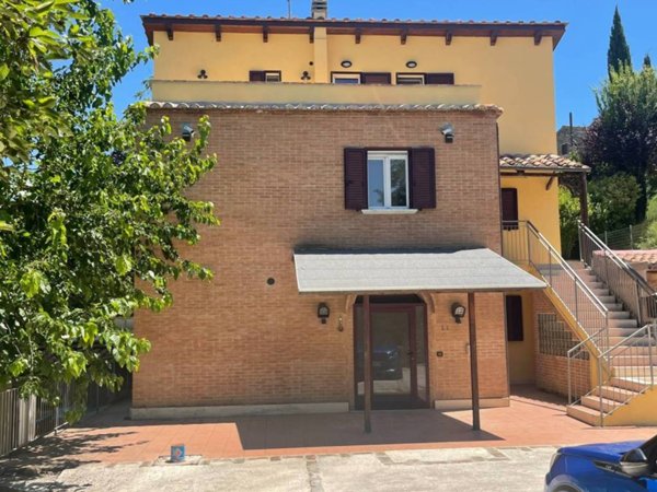 casa indipendente in vendita a Marsciano in zona Pieve Caina