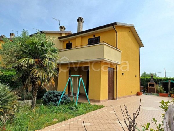 casa indipendente in vendita a Marsciano