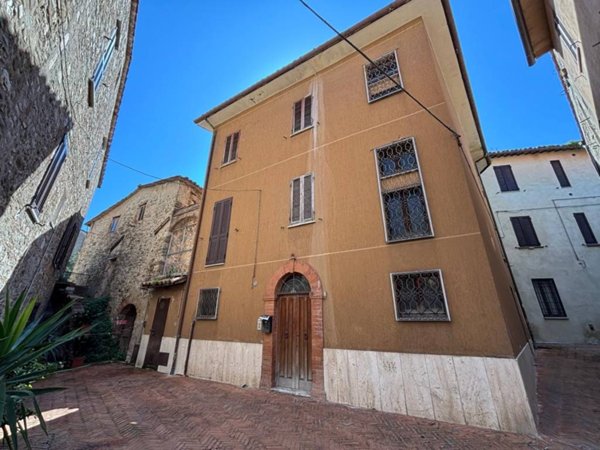 casa indipendente in vendita a Marsciano