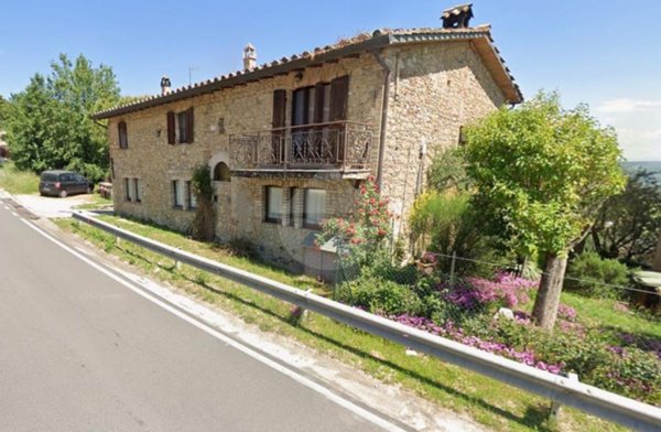 casa indipendente in vendita a Marsciano in zona San Valentino della Collina