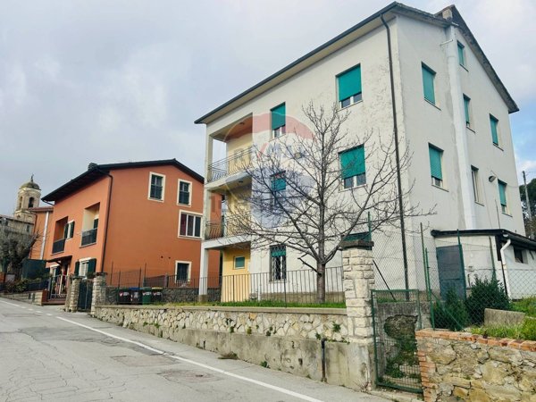 casa indipendente in vendita a Marsciano in zona Spina