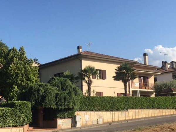 casa indipendente in vendita a Marsciano
