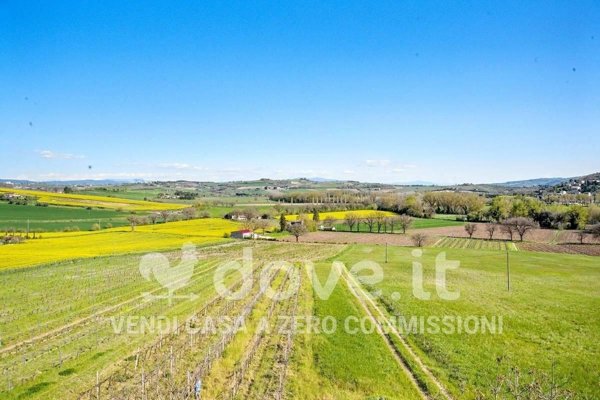 appartamento in vendita a Marsciano in zona Spina