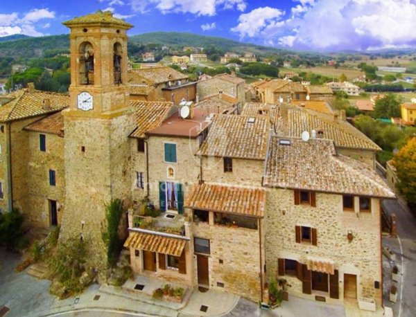 casa indipendente in vendita a Marsciano