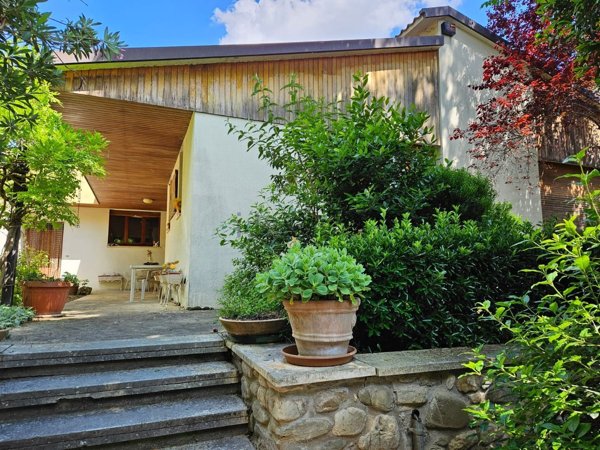 casa indipendente in vendita a Marsciano