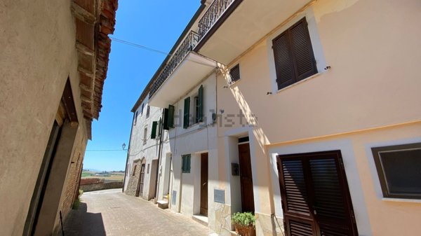 appartamento in vendita a Marsciano in zona Olmeto