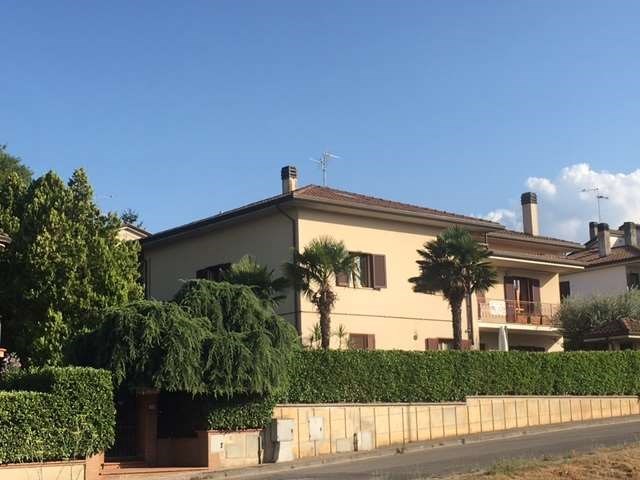 casa indipendente in vendita a Marsciano