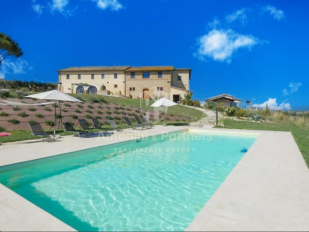 casa indipendente in vendita a Marsciano