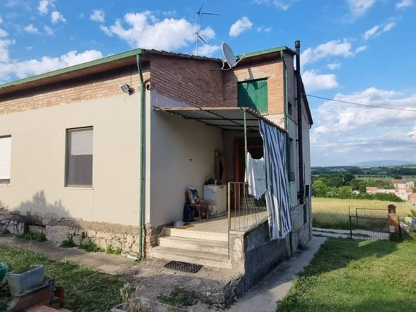 casa indipendente in vendita a Marsciano in zona Castiglione della Valle