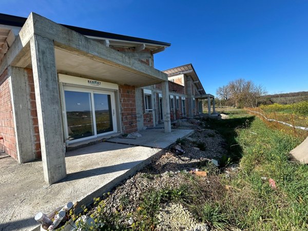 casa indipendente in vendita a Marsciano in zona Badiola