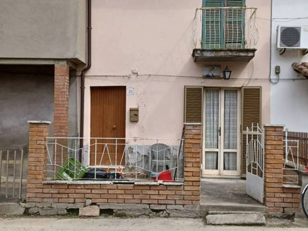 casa indipendente in vendita a Marsciano