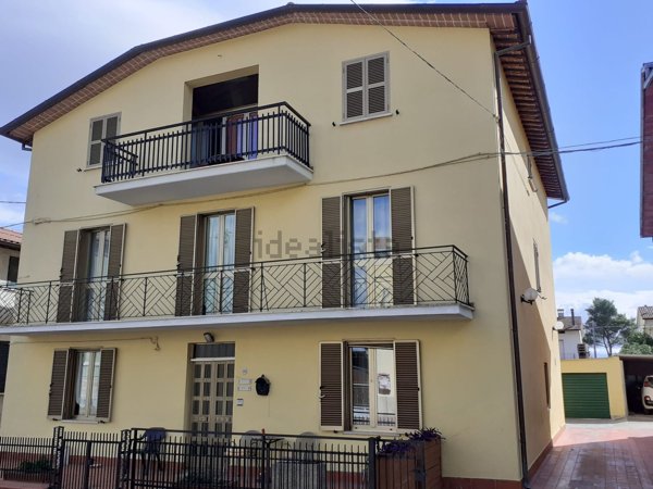 casa indipendente in vendita a Marsciano