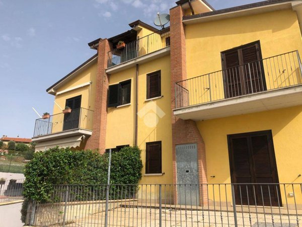 casa indipendente in vendita a Marsciano