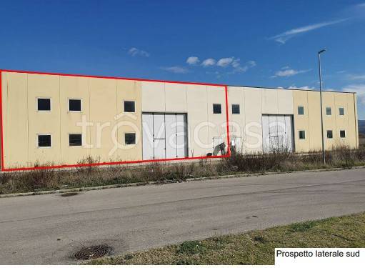 locale commerciale in vendita a Marsciano in zona Papiano