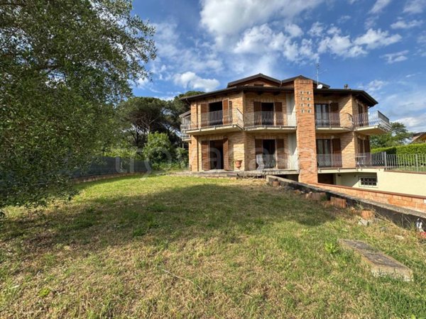 casa indipendente in vendita a Marsciano in zona San Biagio della Valle